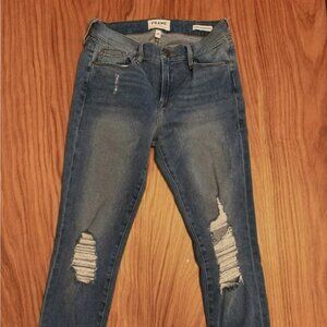 Jeans Size 28. Skinny crop fit, distressed